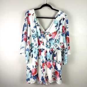Bailey Blue Floral belt romper  L V-Neck Belted Boho Spring Summer Party Outfit